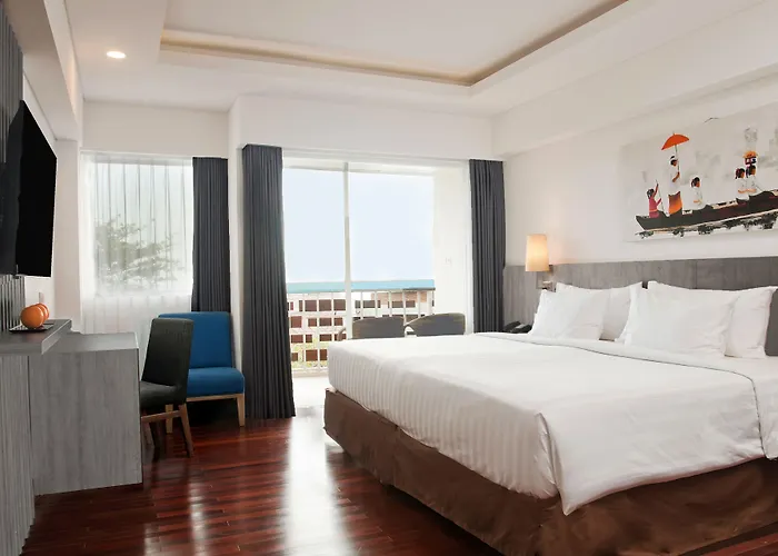 Aston Canggu 4*
