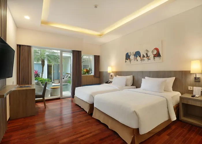 ホテル Aston Canggu 4*