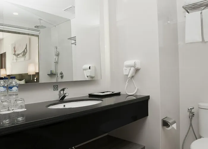 Aston Canggu Hotel 4*