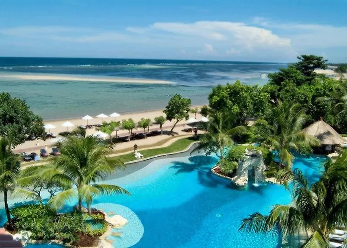 ホテル Aston Canggu クタ